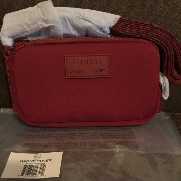 BRAND NEW W/ TAGS Dagne Dover Mara Phone Sling Bag. 7.5" L x 1.5" W x 4.5" H - Picture 2 of 4